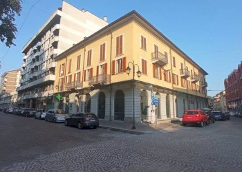 Zona - Negozio viale Achille Marazza, 4, Borgomanero - foto 49