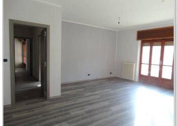 Stanza non arredata - Four-room apartment piazza Statuto, 6, Sanfront - photo 4