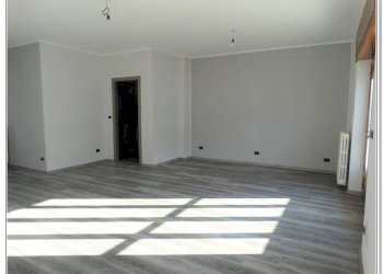 Stanza non arredata - Four-room apartment piazza Statuto, 6, Sanfront - photo 7