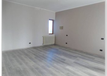 Stanza non arredata - Four-room apartment piazza Statuto, 6, Sanfront - photo 12