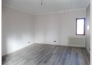 Stanza non arredata - Four-room apartment piazza Statuto, 6, Sanfront - photo 14