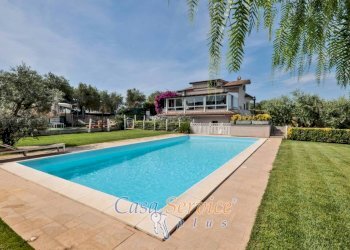 Piscina - Villa viale 1 Maggio, Marino - photo 1