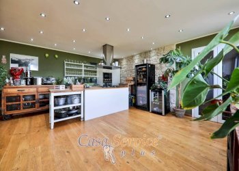 Interno non residenziale - Villa viale 1 Maggio, Marino - photo 5