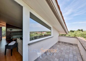 Terrazzo - Villa viale 1 Maggio, Marino - photo 30