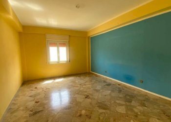Camera da letto - Four-room apartment corso Italia, Carini - photo 11