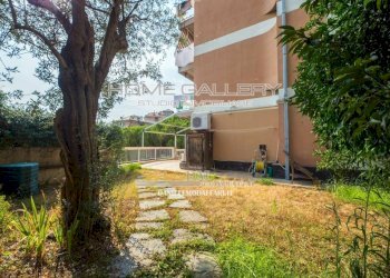 Giardino - Appartamento via Alessandro Varaldo, Genova (zona Quarto) - foto 23