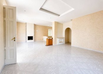 Cucina - Four-room apartment via Saluzzo, 5, Casalgrasso - photo 7