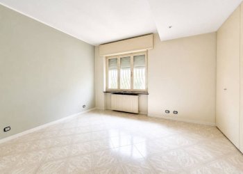 Camera da letto - Four-room apartment via Saluzzo, 5, Casalgrasso - photo 11