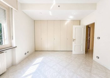 Camera da letto - Four-room apartment via Saluzzo, 5, Casalgrasso - photo 13