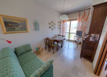 Foto 2 - Trilocale Viale Kennedy
 
50, Diano Marina - foto 2