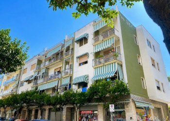 Foto 1 - Trilocale Viale Kennedy
 
50, Diano Marina - foto 1