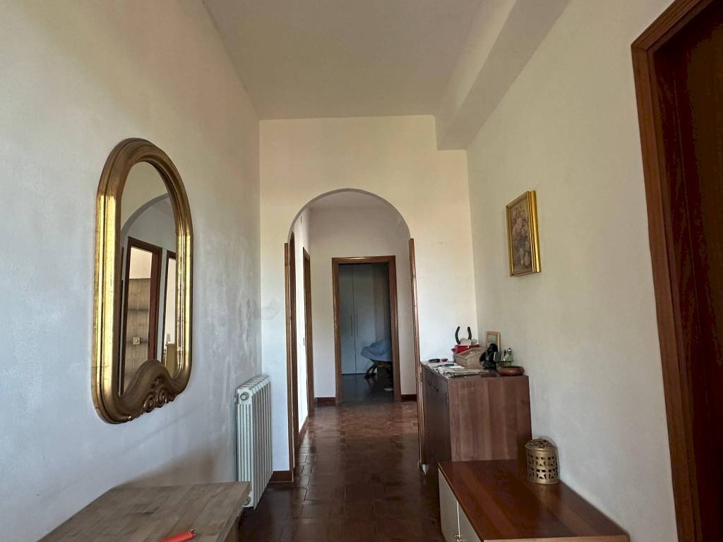 Corridoio - Four-room apartment via Aurora, Anzio - photo 2