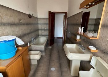 Bagno - Four-room apartment via Aurora, Anzio - photo 15