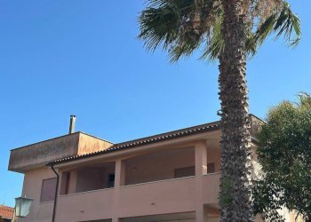 Facciata - Quadrilocale via Aurora, Anzio - foto 21