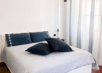 Camera da letto - Three-room apartment via Torino, 61, Finale Ligure - photo 7