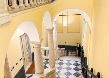 Interno palazzo - Three-room apartment via Torino, 61, Finale Ligure - photo 18