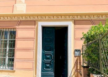 Facciata - Three-room apartment via Torino, 61, Finale Ligure - photo 20