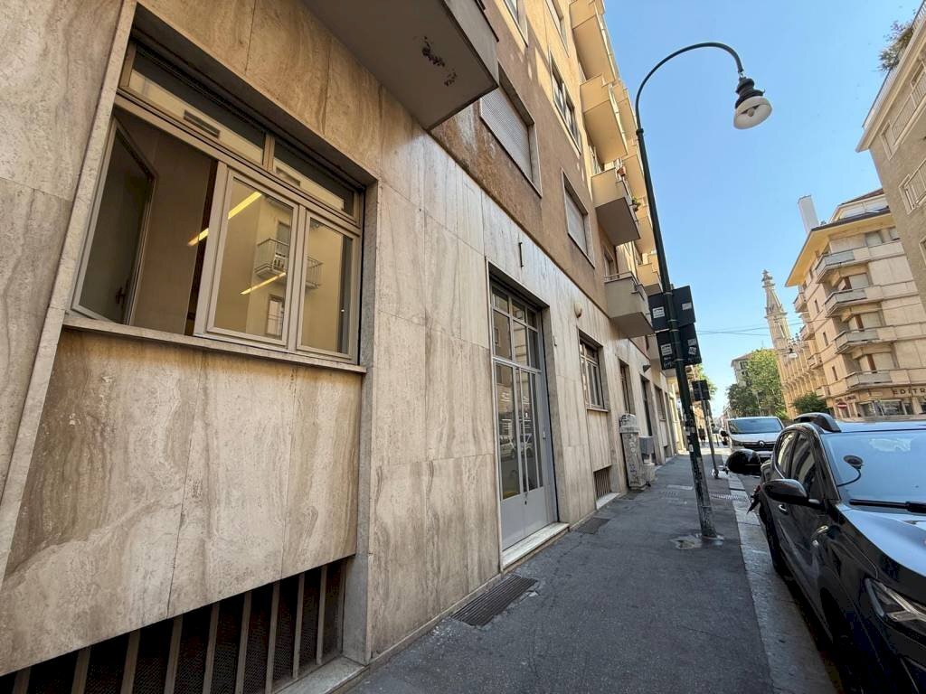 Facciata - Appartamento via Principe Tommaso, 4, Torino (zona San Salvario) - foto 2