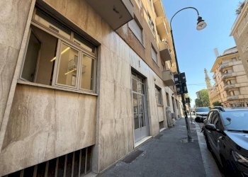 Facciata - Appartamento via Principe Tommaso, 4, Torino (zona San Salvario) - foto 2