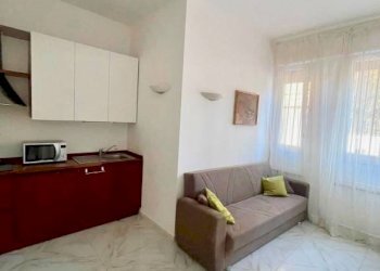 Camera da letto - Two-room apartment Milano - photo 14