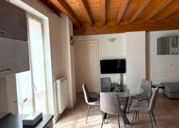 Salone - Three-room apartment via Lorenzo Gervasi, Bagnolo Mella - photo 4