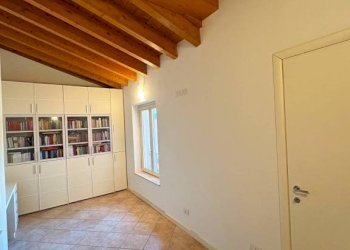 Camera da letto - Three-room apartment via Lorenzo Gervasi, Bagnolo Mella - photo 34