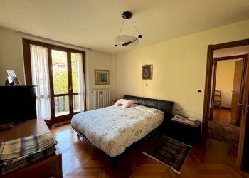 Camera da letto - Four-room apartment corso Jacopo Lombardini, 38, Torre Pellice - photo 15