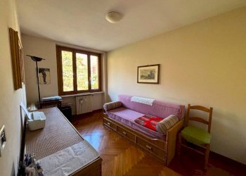 Camera da letto - Four-room apartment corso Jacopo Lombardini, 38, Torre Pellice - photo 18