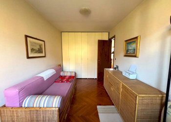 Camera da letto - Four-room apartment corso Jacopo Lombardini, 38, Torre Pellice - photo 19