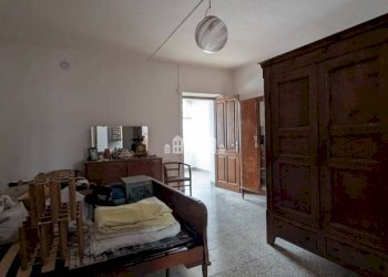 Camera da letto - Independent house via San Carlo, 17, Val di Chy - photo 13
