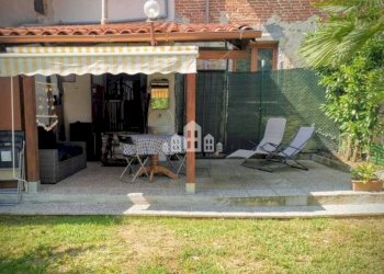 Giardino - Independent house Frazione Preparetto, case Benasso, Castellamonte - photo 2