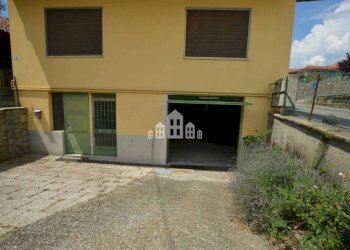 Facciata - Apartment via Roma, 5, San Martino Canavese - photo 24