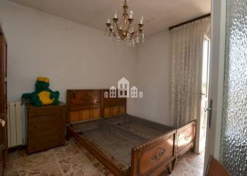 Camera da letto - Casa indipendente via Goglio, 23, Castellamonte - foto 11