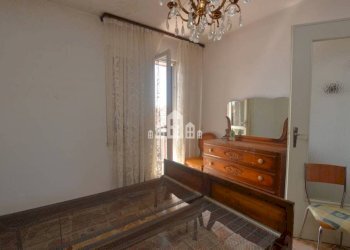 Camera da letto - Casa indipendente via Goglio, 23, Castellamonte - foto 13