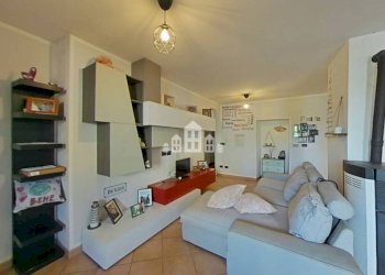 Salone - Appartamento Frazione preparetto, 129, Castellamonte - foto 6