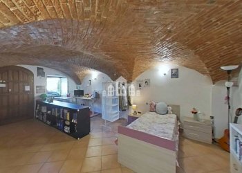 Cantina - Appartamento Frazione preparetto, 129, Castellamonte - foto 19