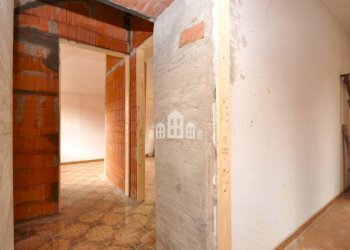 Corridoio - Casa indipendente via Dell' Orco, 10, Rivarolo Canavese - foto 31