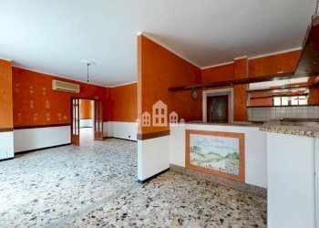 Cucina - Negozio via ROMA, 5, San Martino Canavese - foto 2