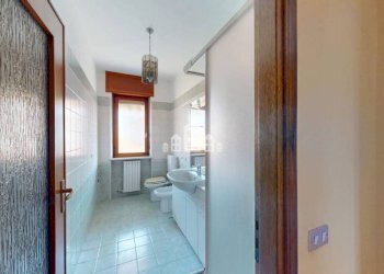 Bagno - Apartment via Verdi, 15, Strambino - photo 26