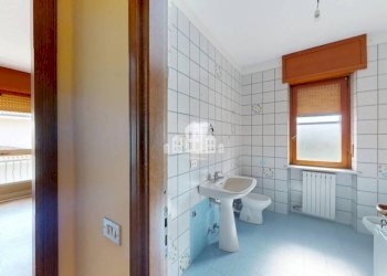 Bagno - Apartment via Verdi, 15, Strambino - photo 39