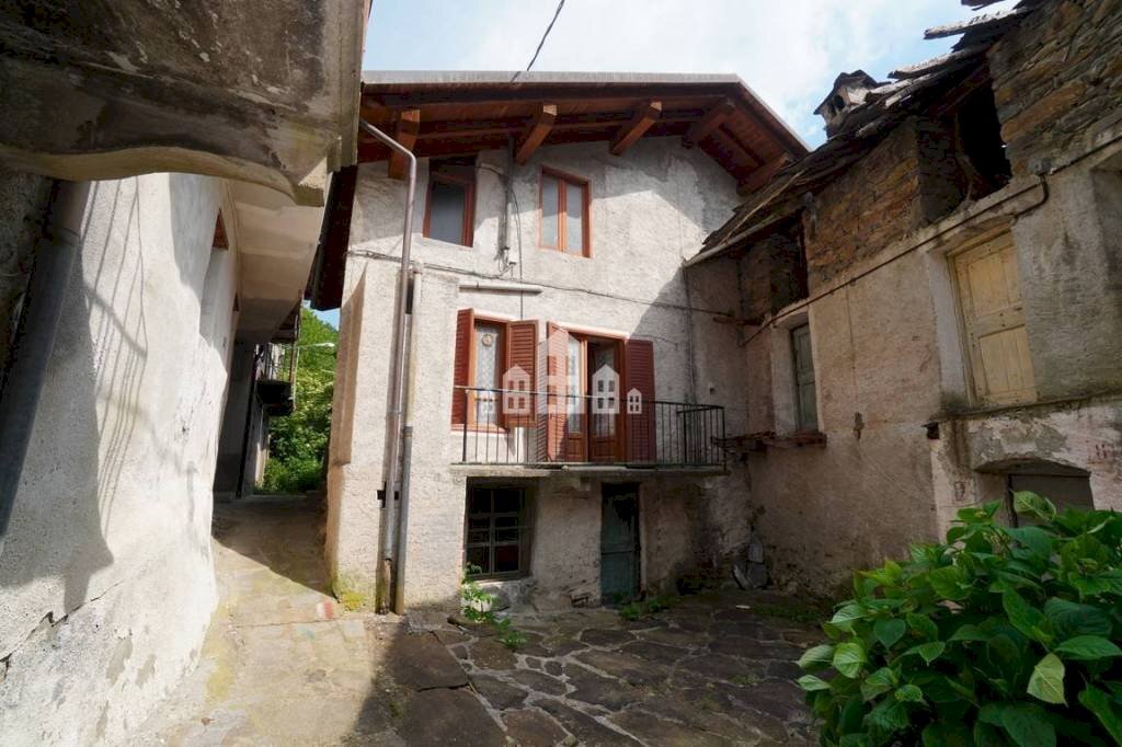 Facciata - Independent house Frazione Montelavecchia, snc, Ronco Canavese - photo 3