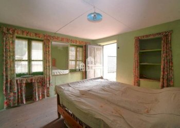 Camera da letto - Independent house Frazione Montelavecchia, snc, Ronco Canavese - photo 17