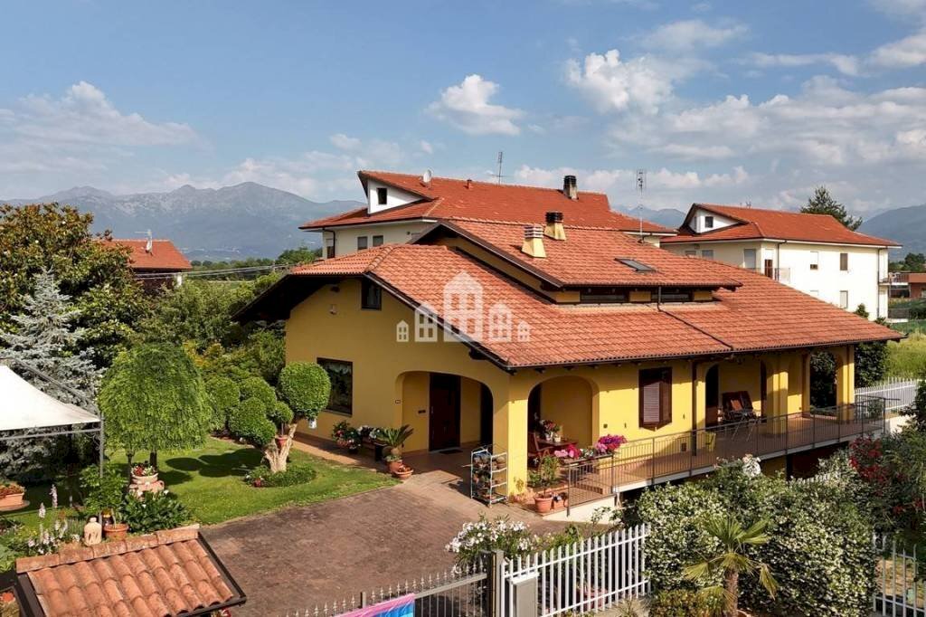 Facciata - Villa via Argentera, 10, Rivarolo Canavese - foto 1