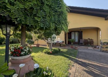 Giardino - Villa via Argentera, 10, Rivarolo Canavese - foto 11
