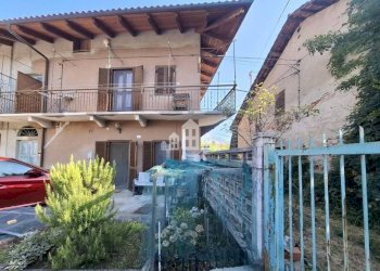 Facciata - Casa indipendente Località Boggi Sotto, 10, Valperga - foto 1
