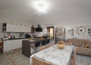 Cucina - Casa indipendente Località Boggi Sotto, 10, Valperga - foto 2