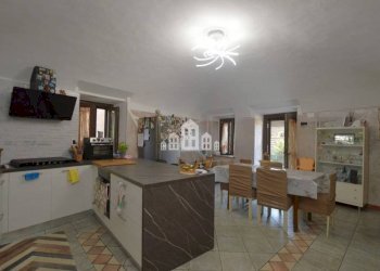 Cucina - Casa indipendente Località Boggi Sotto, 10, Valperga - foto 5
