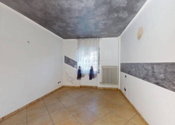 Stanza non arredata - Independent house via XX Settembre, 17, Lusigliè - photo 13