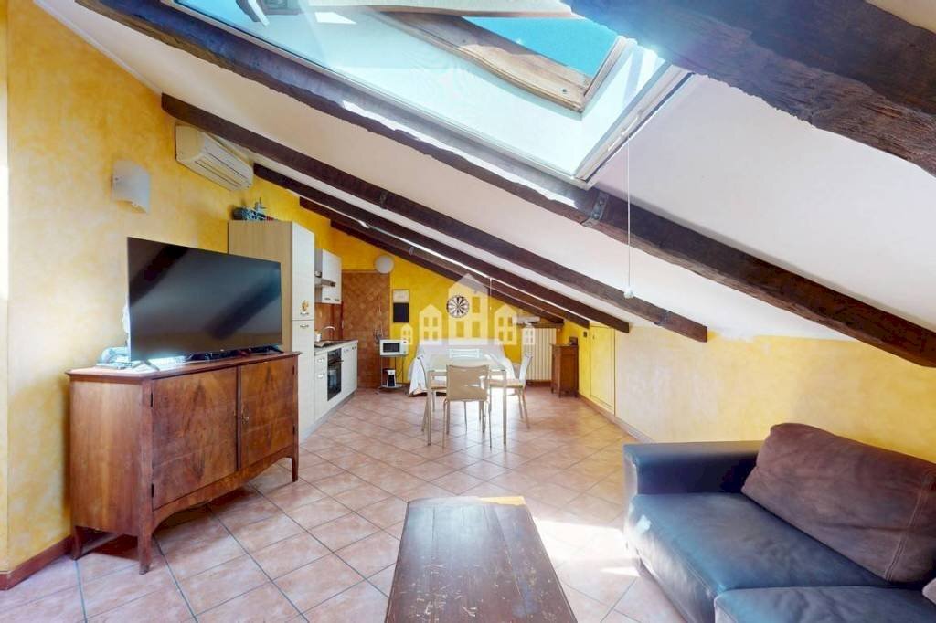 Salone - Attic via buffa, 10/B, Castellamonte - photo 1