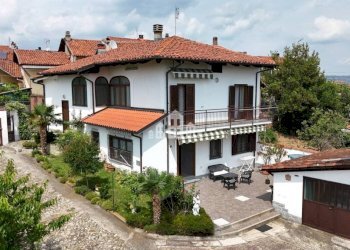 Facciata - Independent house frazione Sant'Antonio, 15, Castellamonte - photo 1